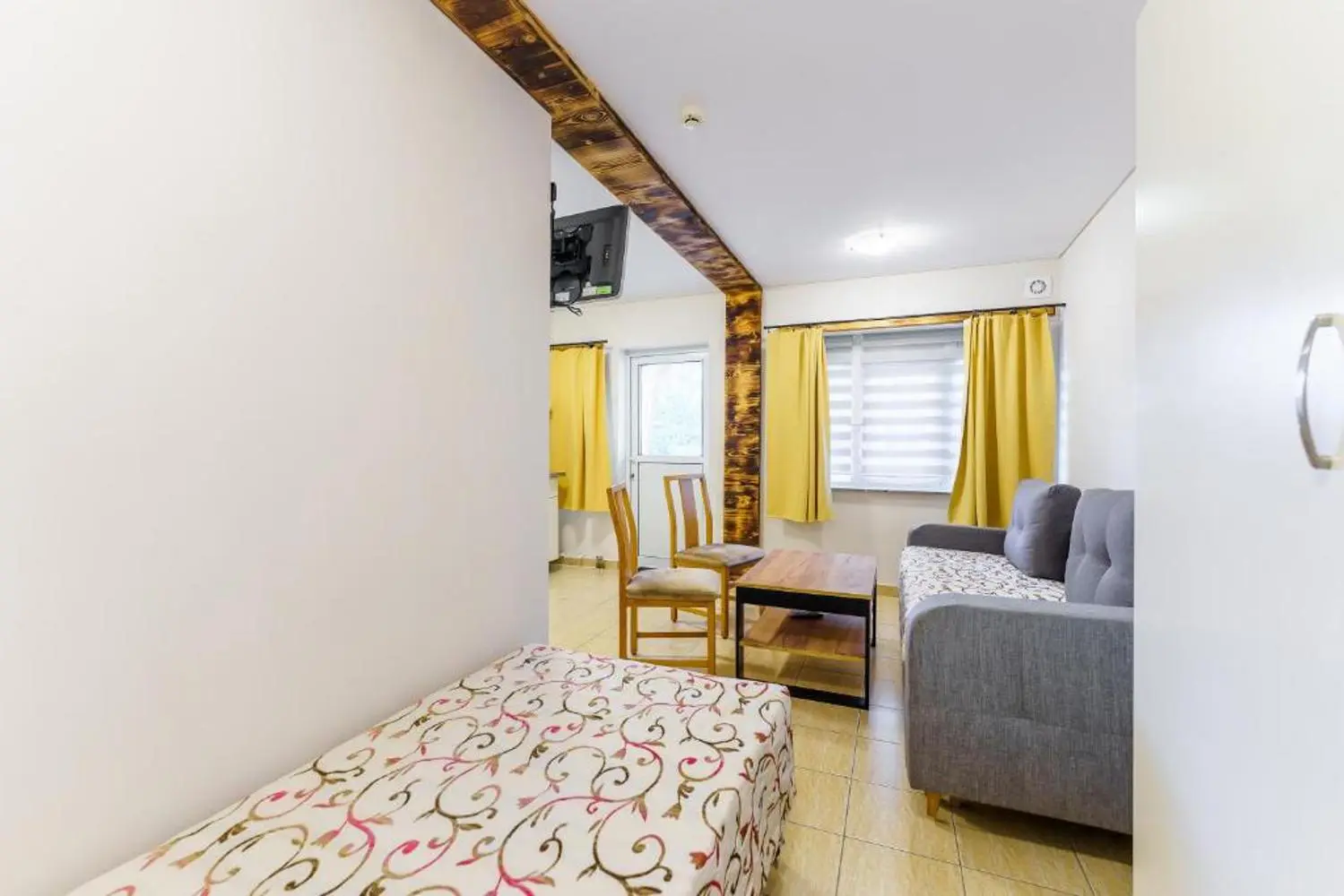 New Two-Room Cottage with Terrace and Kitchenette