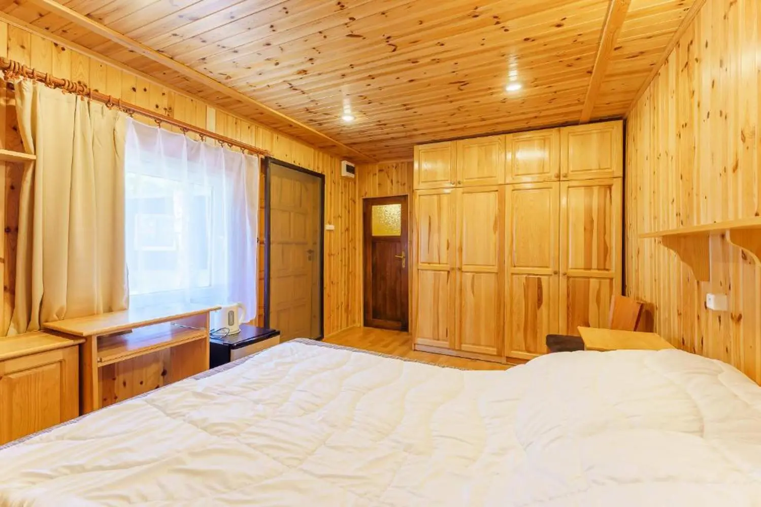 Wooden Comfort Cottage with Covered Terrace