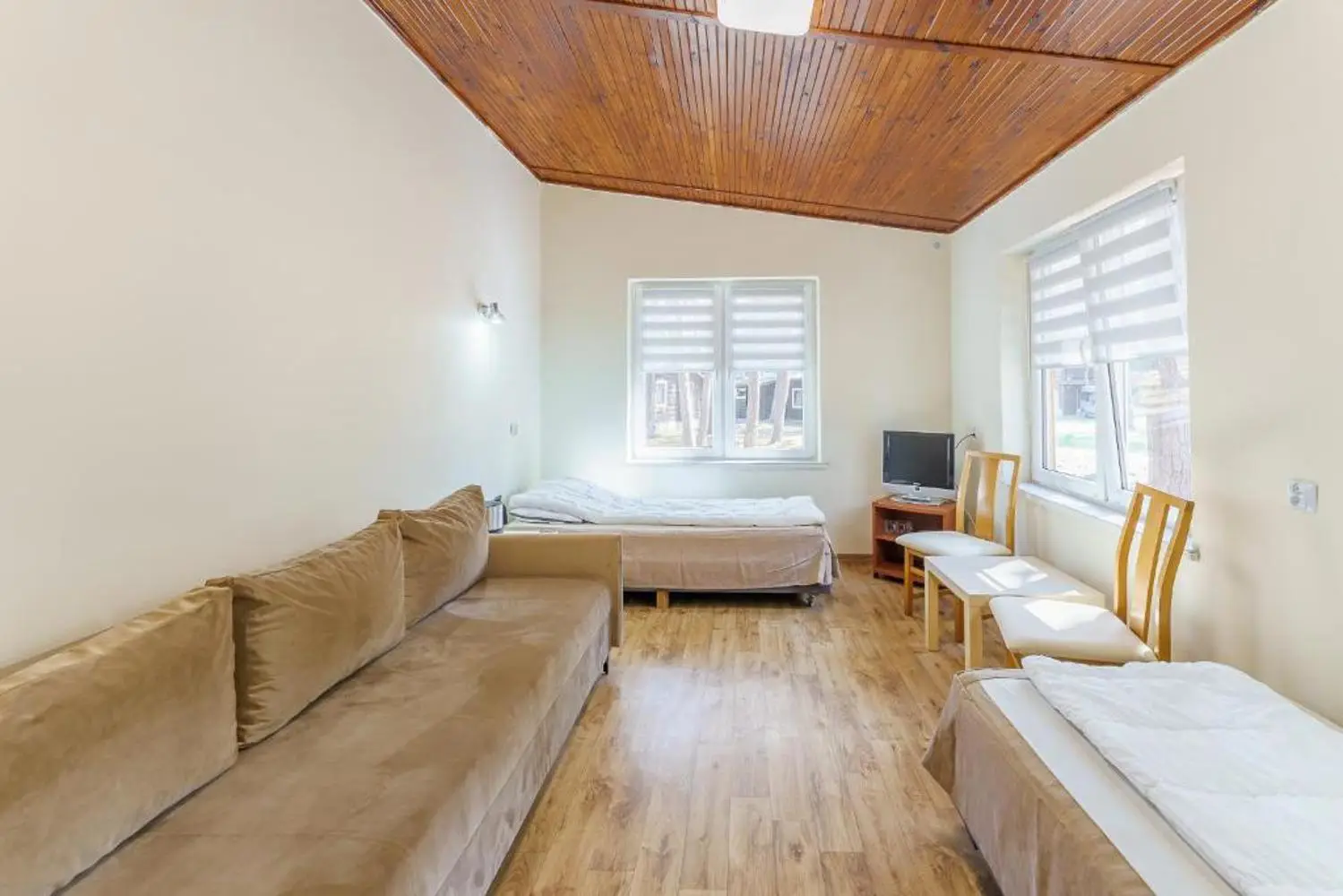 Family Comfort Cottage with Terrace