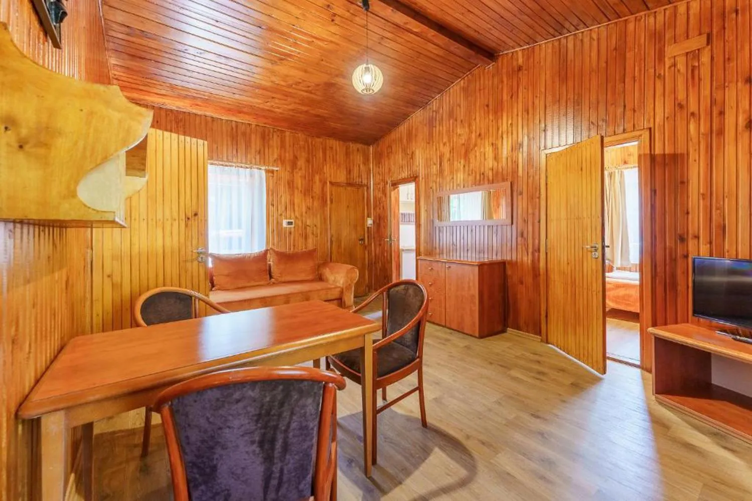 Spacious Premium Family Cottage with Lounge and Kitchenette - Ośrodek Terimex Pogorzelica